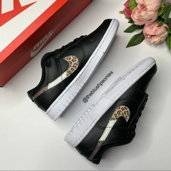 Nike Dunk Low Animal Swoosh Black NWT - Picture 6 of 10